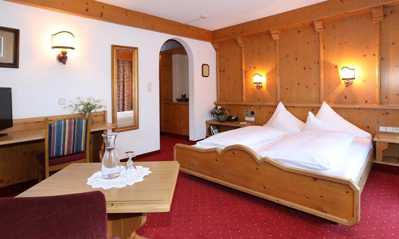 Hotel Almhof Neustift im Stubaital Buitenkant foto