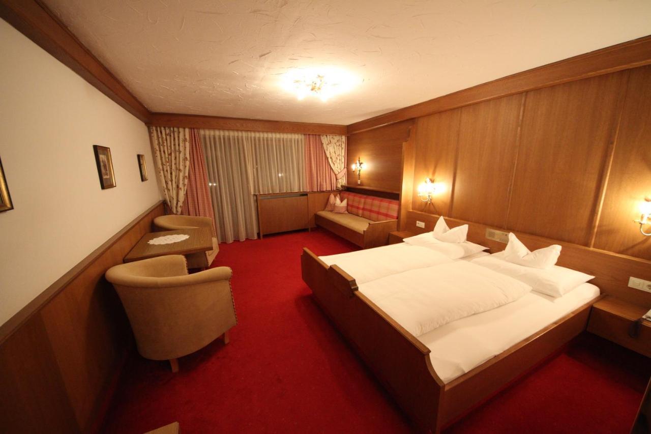 Hotel Almhof Neustift im Stubaital Buitenkant foto