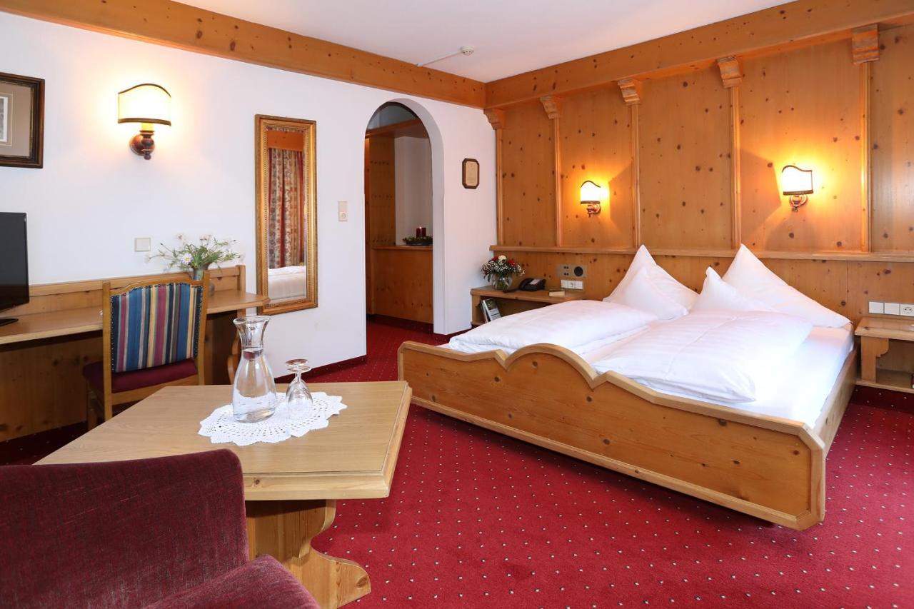 Hotel Almhof Neustift im Stubaital Buitenkant foto